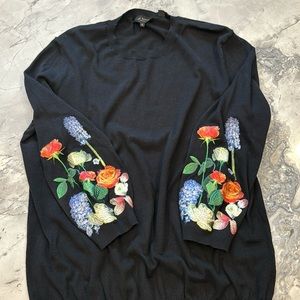 Ted Baker Size 5 Crewneck Embroidered Sweater